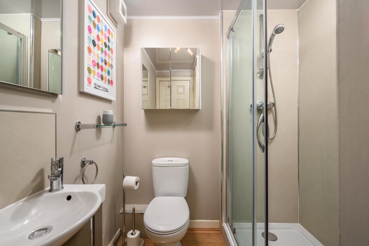 Appartamento Castle View Hideaway Edimburgo Esterno foto